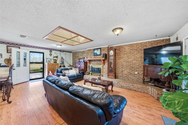 442 Rosemary Drive, Trinidad, TX 75163