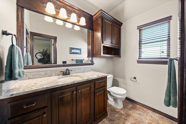 15821 SW 26th Street, El Reno, OK 73036