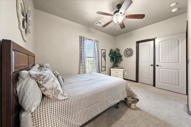 15821 SW 26th Street, El Reno, OK 73036