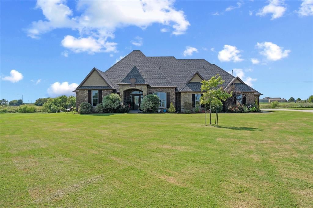 15821 SW 26th Street, El Reno, OK 73036