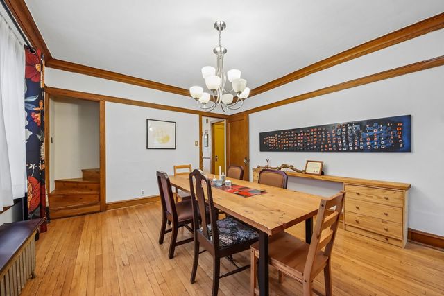 4033 W Wellington Avenue, Chicago, IL 60641