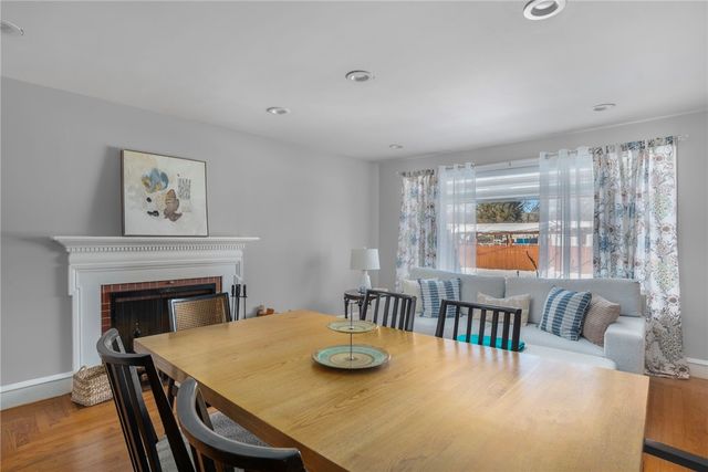 2 Ward Avenue, North Providence, RI 02904