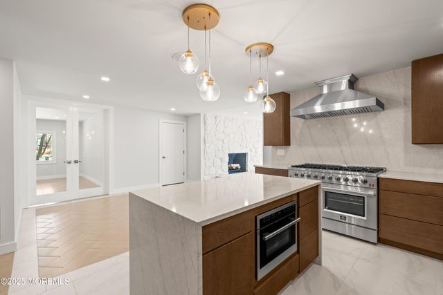 441 Slocum Place, Oakhurst, NJ 07755