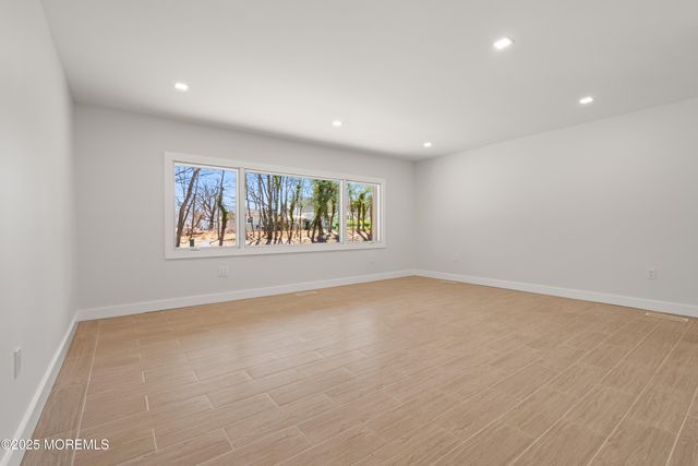 441 Slocum Place, Oakhurst, NJ 07755