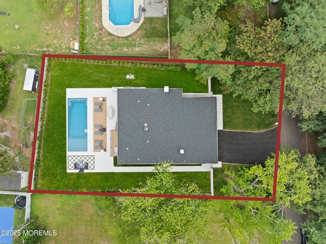 441 Slocum Place, Oakhurst, NJ 07755