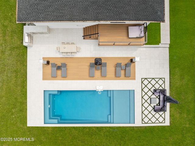 441 Slocum Place, Oakhurst, NJ 07755