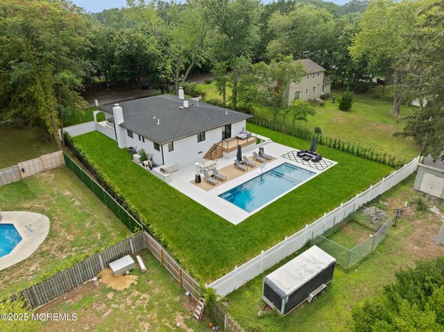 441 Slocum Place, Oakhurst, NJ 07755