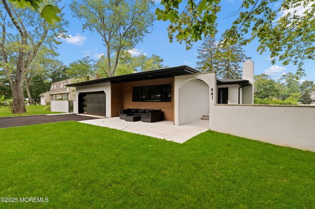 441 Slocum Place, Oakhurst, NJ 07755