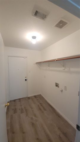 3115 Creek Hollow Drive, Sachse, TX 75048