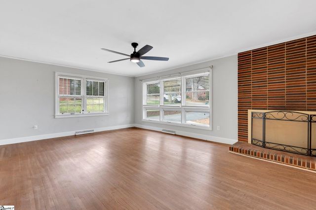 205 Whitten Street, Easley, SC 29640