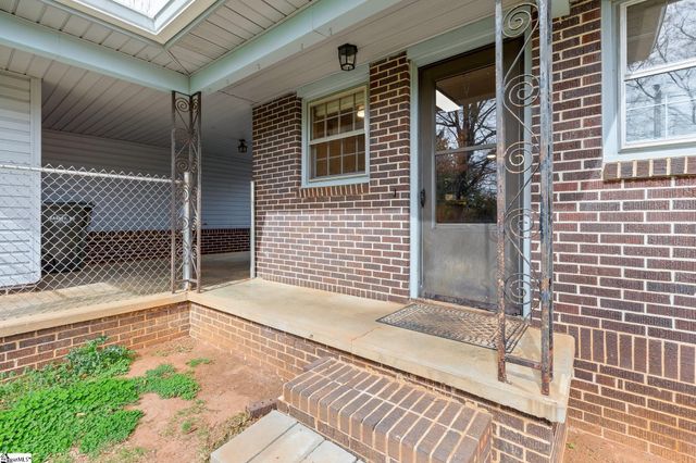 205 Whitten Street, Easley, SC 29640