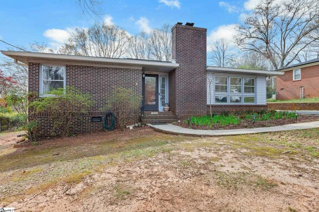205 Whitten Street, Easley, SC 29640