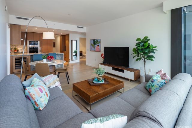 1100 Ala Moana Boulevard 1303, Honolulu, HI 96814