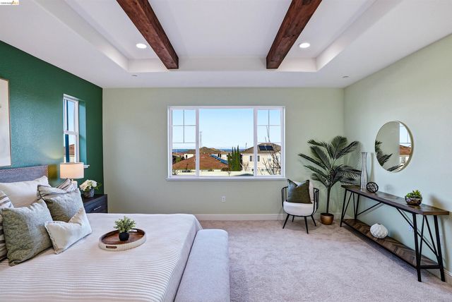 2525 Modena Dr, Pittsburg, CA 94565