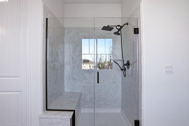 2525 Modena Dr, Pittsburg, CA 94565