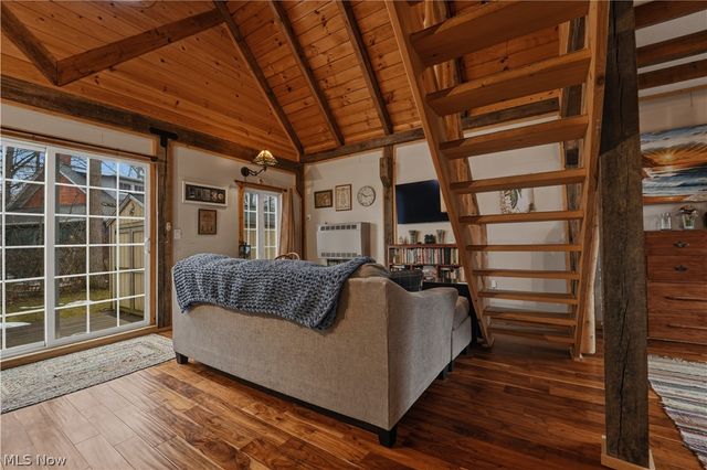 5825 Lake Road 9, Ashtabula, OH 44004