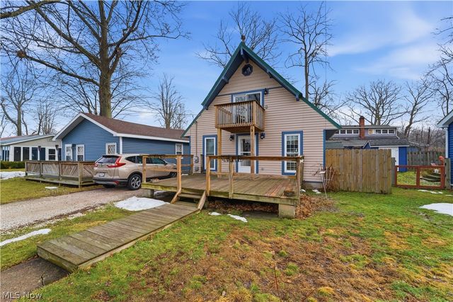 5825 Lake Road 9, Ashtabula, OH 44004