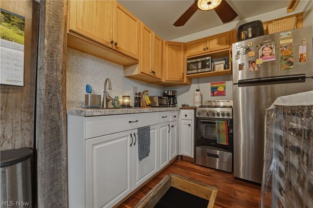 5825 Lake Road 9, Ashtabula, OH 44004