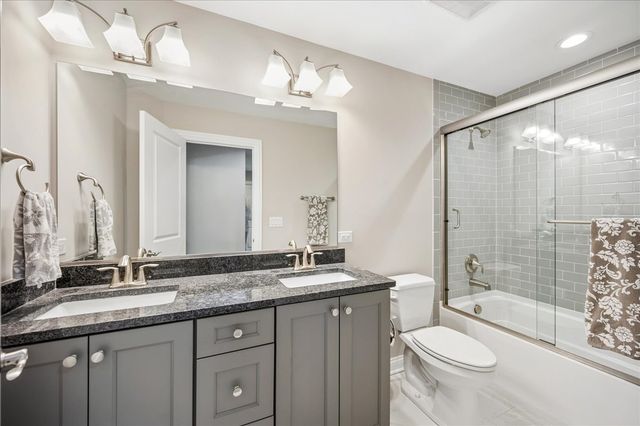705 Ridge Road, Highland Park, IL 60035