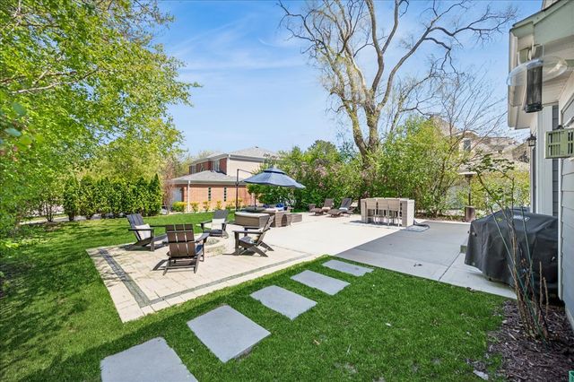 705 Ridge Road, Highland Park, IL 60035