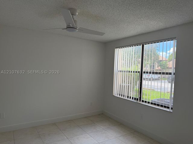 4501 W Mcnab Rd 13, Pompano Beach, FL 33069