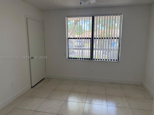 4501 W Mcnab Rd 13, Pompano Beach, FL 33069