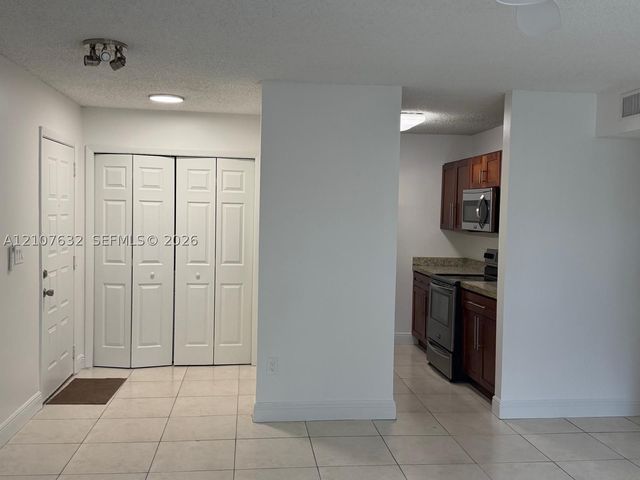 4501 W Mcnab Rd 13, Pompano Beach, FL 33069