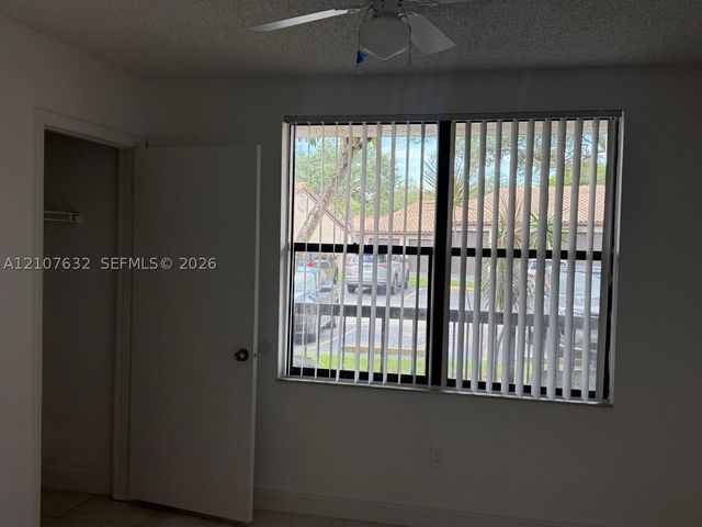 4501 W Mcnab Rd 13, Pompano Beach, FL 33069