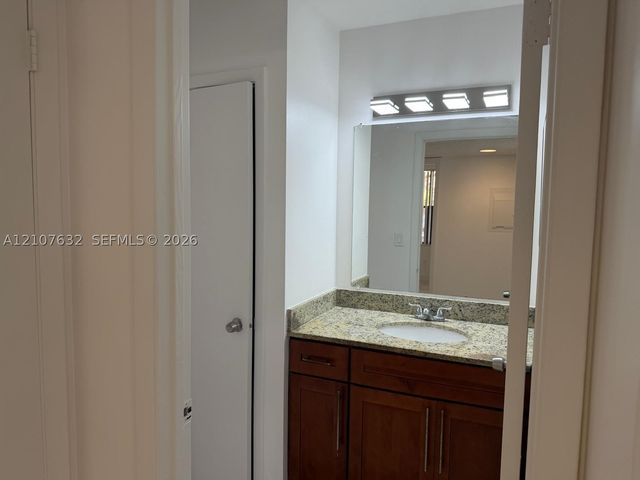 4501 W Mcnab Rd 13, Pompano Beach, FL 33069