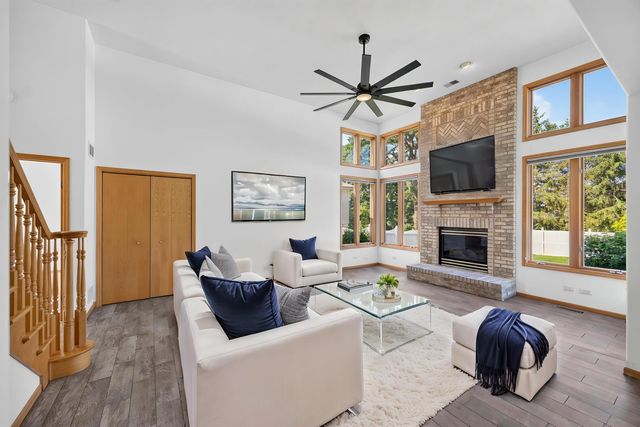 3170 Maryann Lane, Dyer, IN 46311
