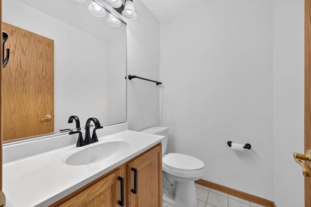 3170 Maryann Lane, Dyer, IN 46311