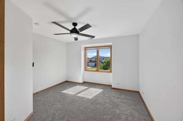 3170 Maryann Lane, Dyer, IN 46311