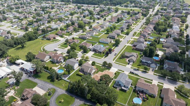 3170 Maryann Lane, Dyer, IN 46311