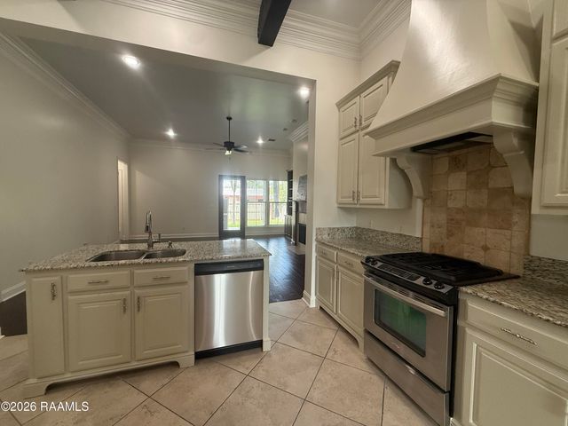 107 Baltimore Lane, Lafayette, LA 70506