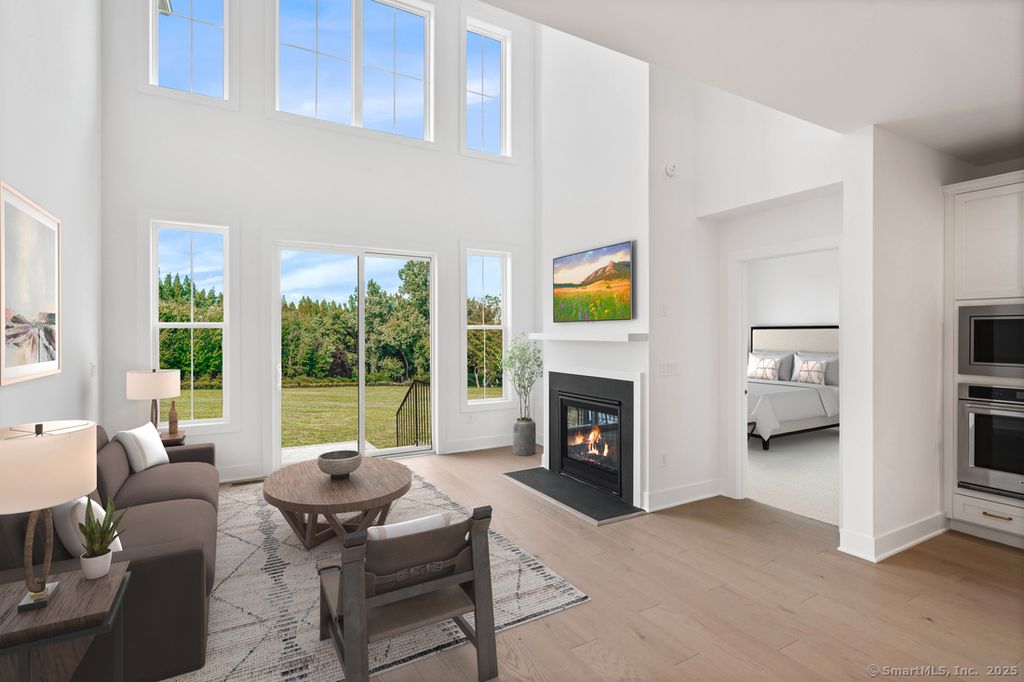 13 Heritage Lane 64, Woodbridge, CT 06525