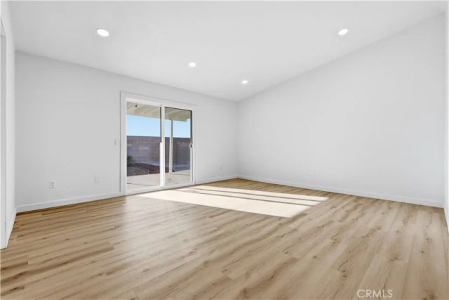 6405 N Ventura Avenue, San Bernardino, CA 92407