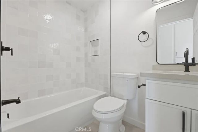 6405 N Ventura Avenue, San Bernardino, CA 92407