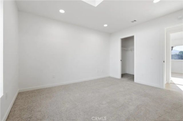 6405 N Ventura Avenue, San Bernardino, CA 92407