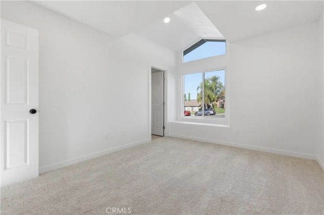 6405 N Ventura Avenue, San Bernardino, CA 92407