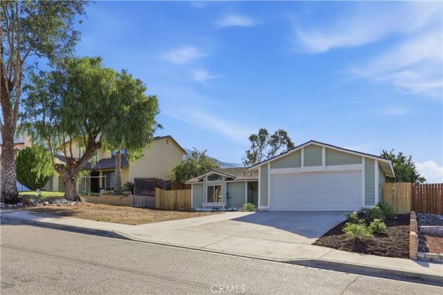 6405 N Ventura Avenue, San Bernardino, CA 92407