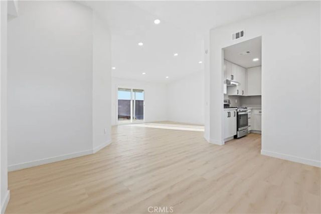 6405 N Ventura Avenue, San Bernardino, CA 92407