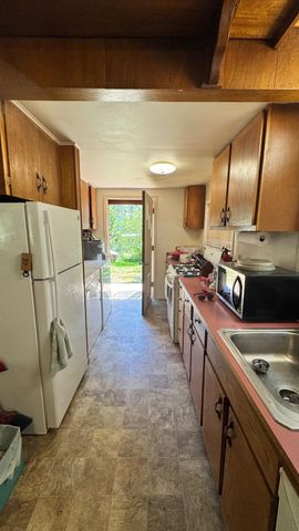 26705 Hotchkiss Drive, Klamath Falls, OR 97601