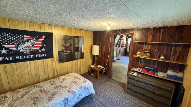 26705 Hotchkiss Drive, Klamath Falls, OR 97601