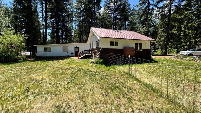 26705 Hotchkiss Drive, Klamath Falls, OR 97601