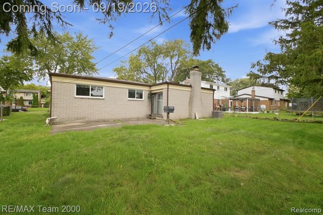 36844 Kyro Court, Sterling Heights, MI 48310
