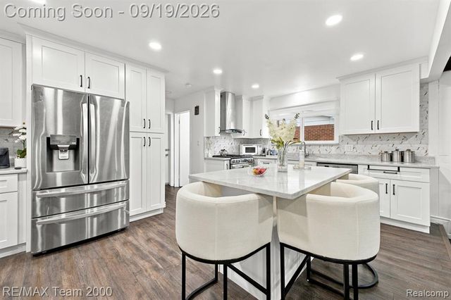 36844 Kyro Court, Sterling Heights, MI 48310