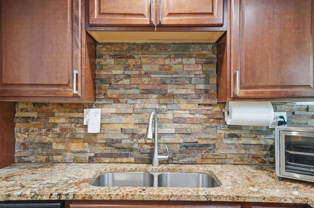 9226 Stephanie Street, Centerville, OH 45458