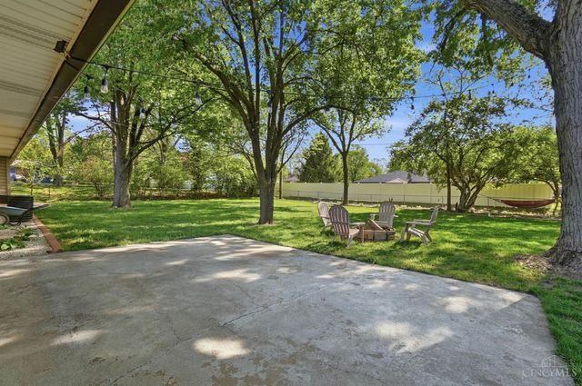 9226 Stephanie Street, Centerville, OH 45458