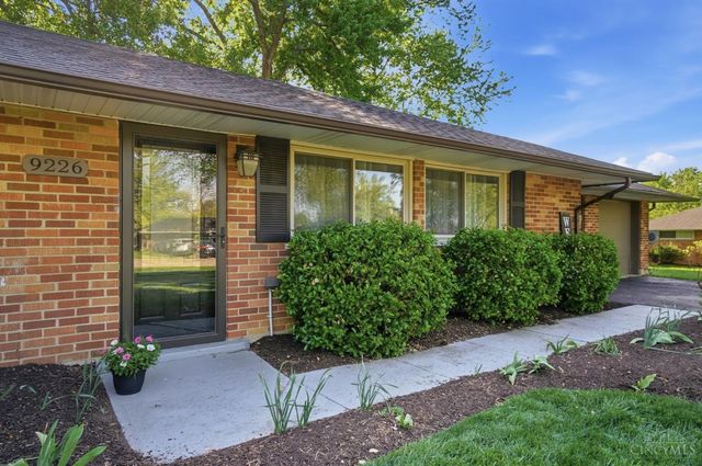 9226 Stephanie Street, Centerville, OH 45458