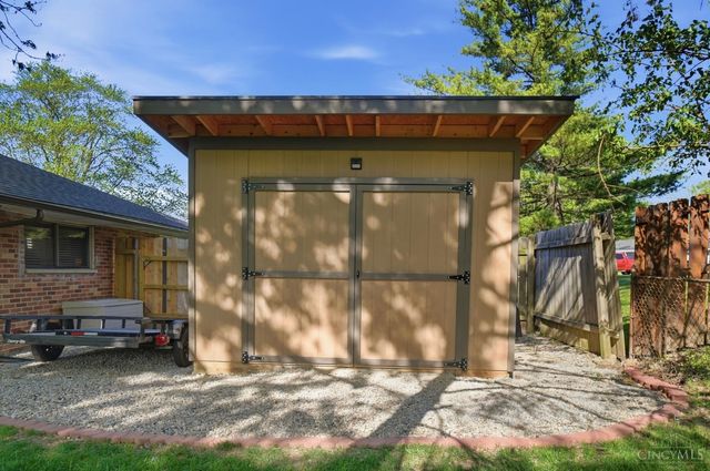 9226 Stephanie Street, Centerville, OH 45458